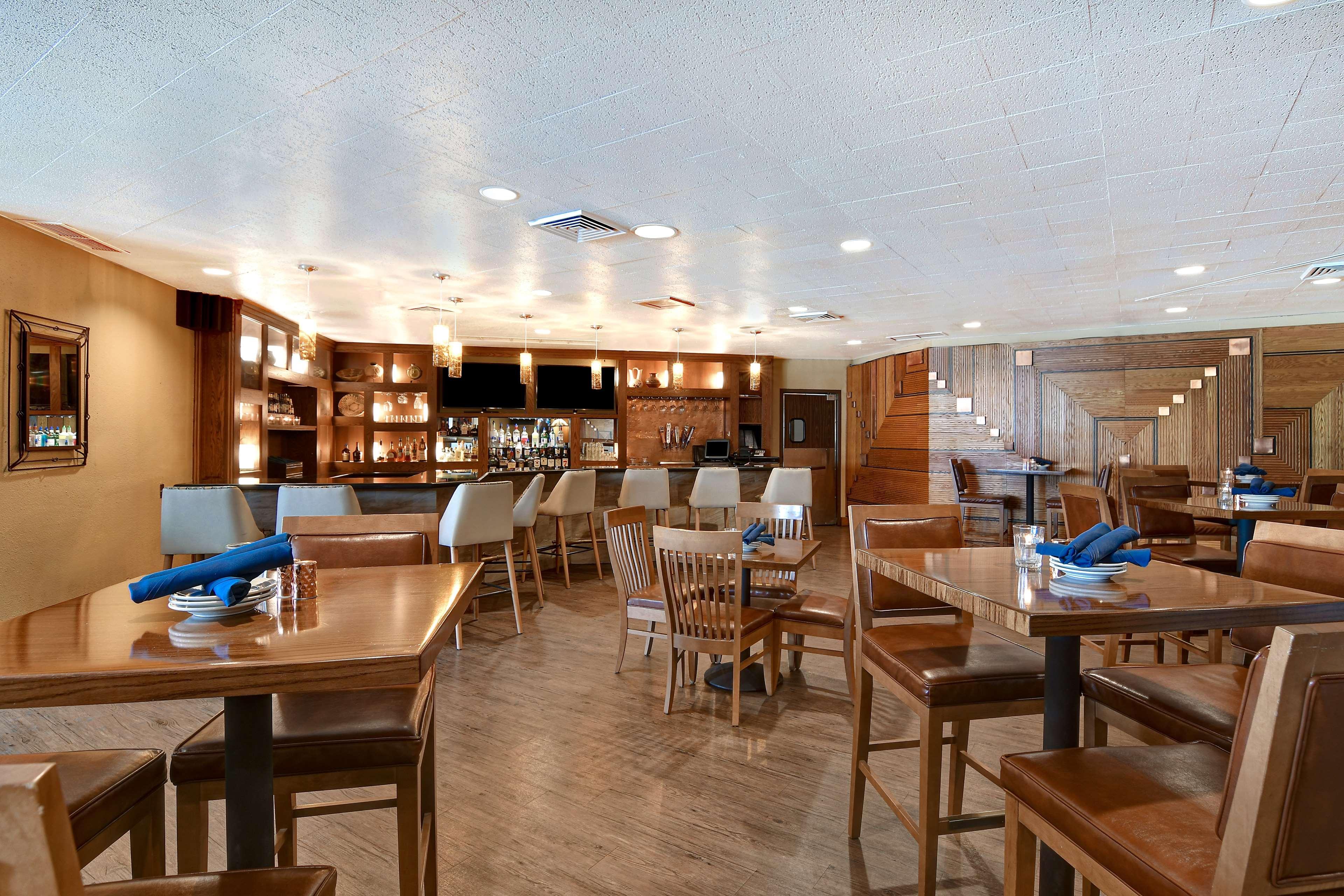Doubletree By Hilton Phoenix- Темпе Екстериор снимка