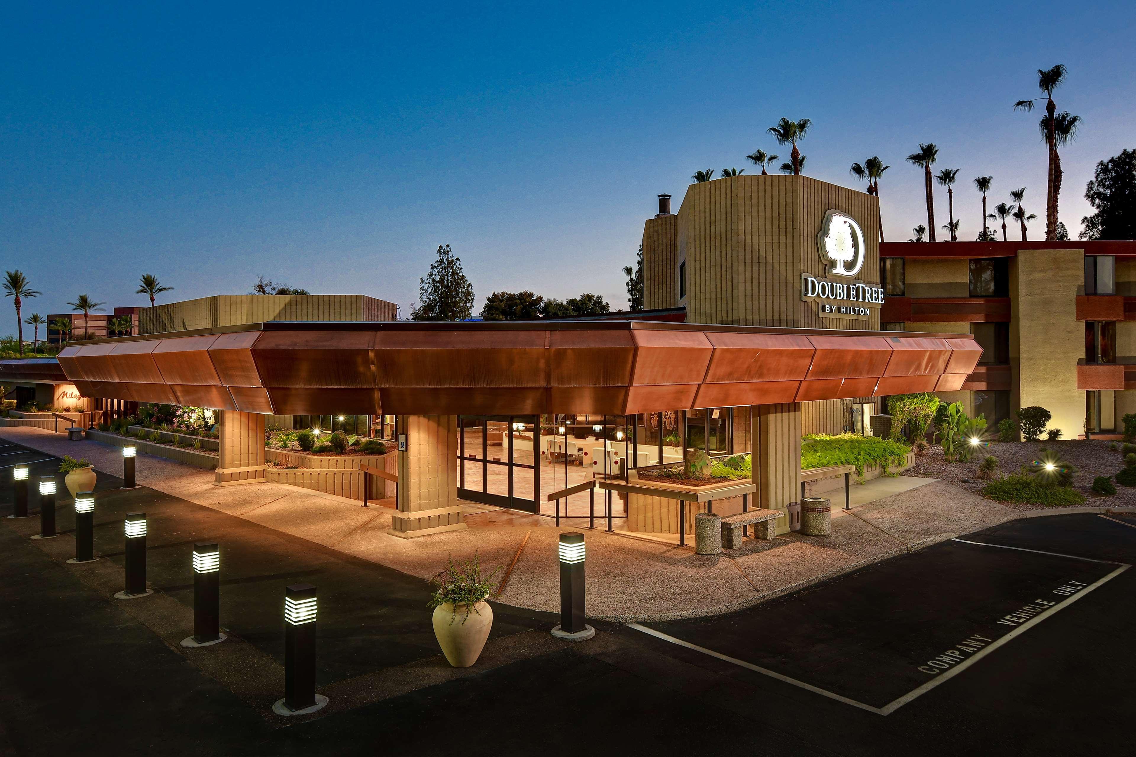 Doubletree By Hilton Phoenix- Темпе Екстериор снимка