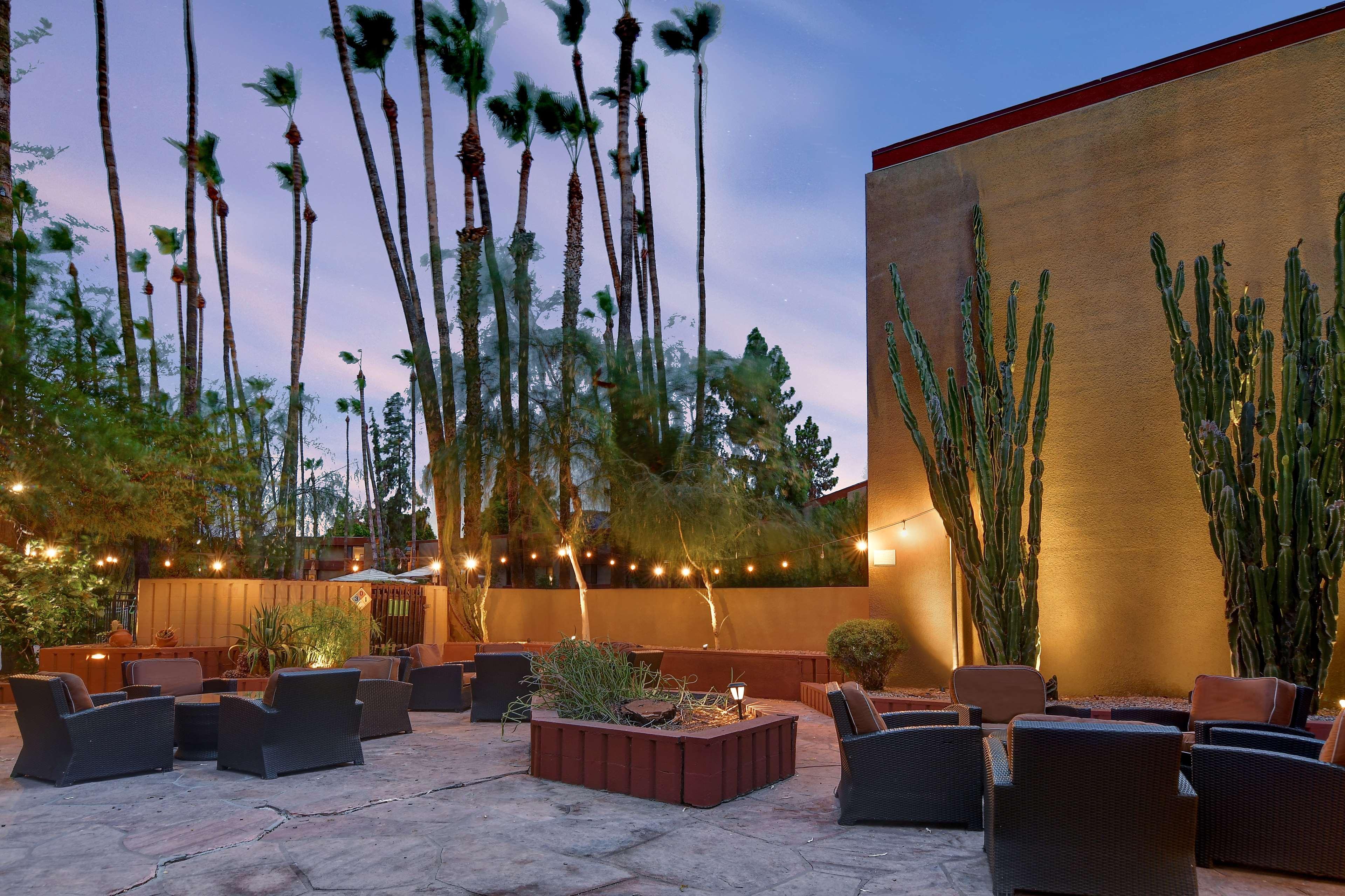 Doubletree By Hilton Phoenix- Темпе Екстериор снимка