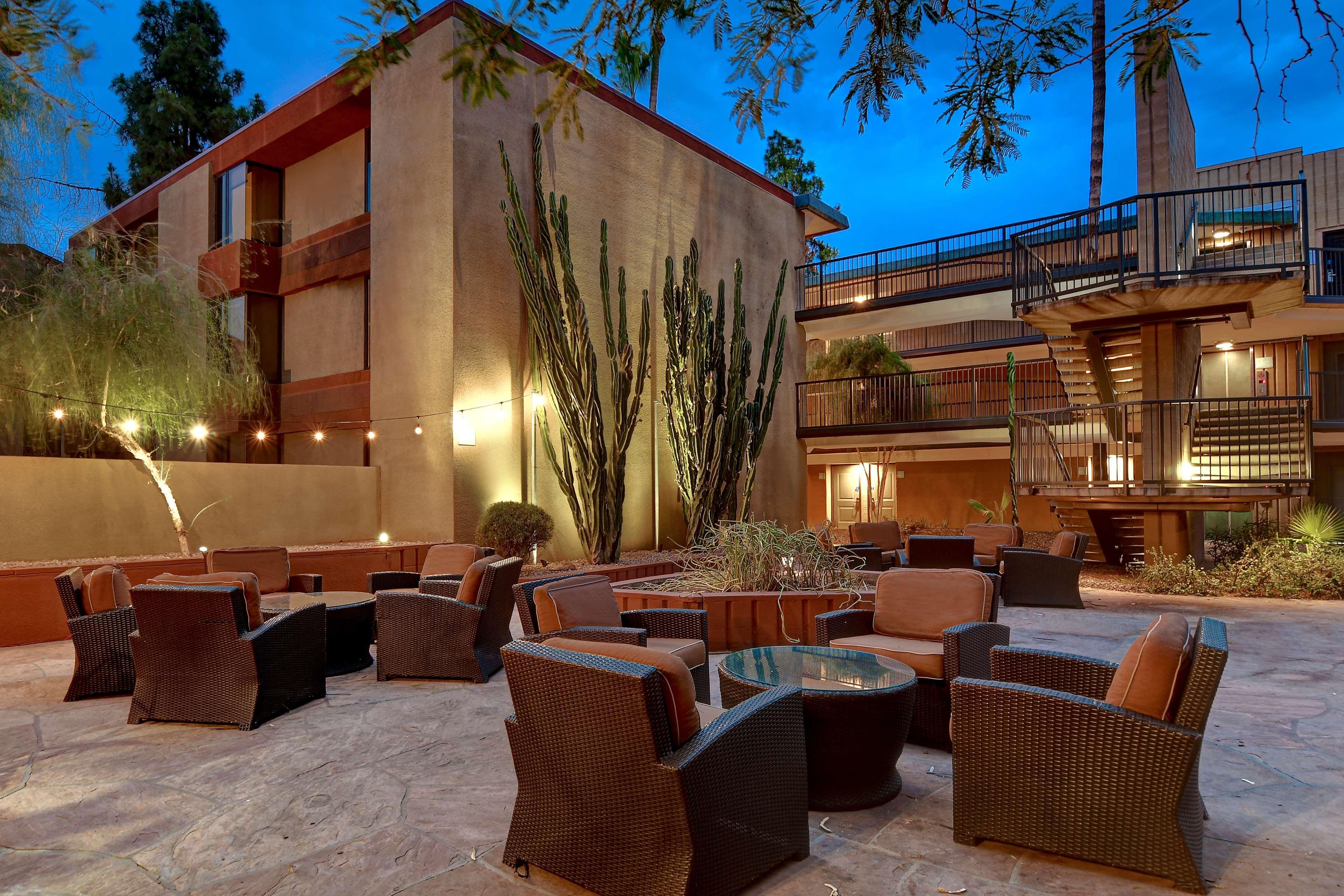 Doubletree By Hilton Phoenix- Темпе Екстериор снимка